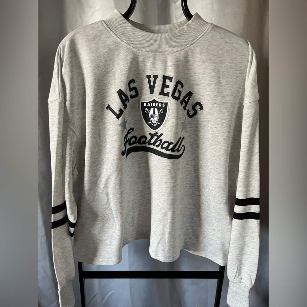 NFL Team Apparel Las Vegas Raiders Crewneck